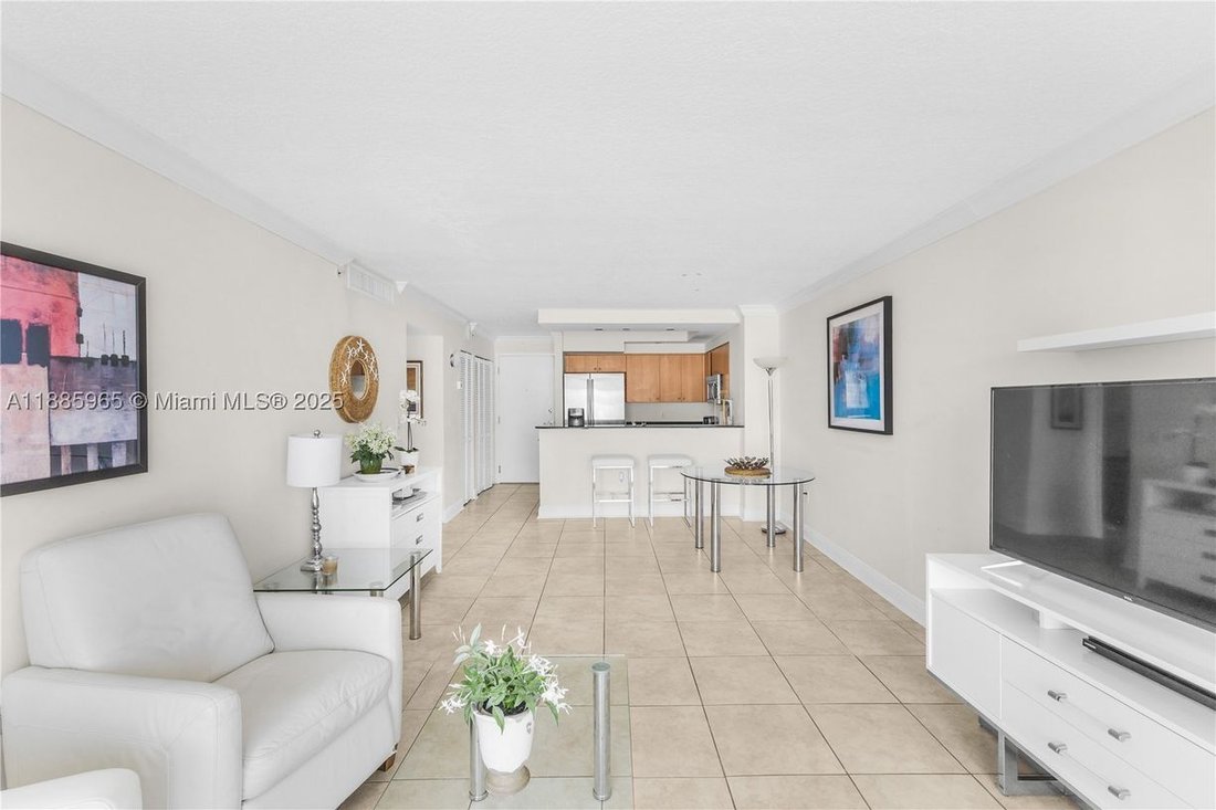 Condo in Miami Beach, Florida, United States 4 - 16289039