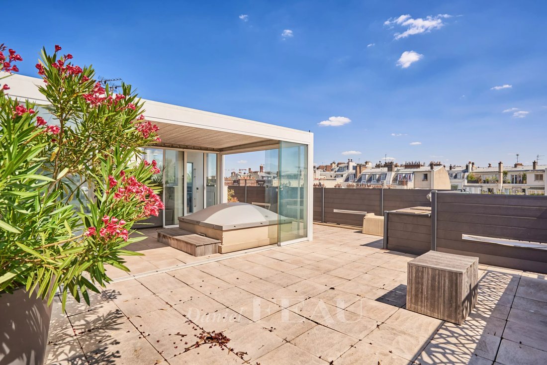 Apartment in Pereire-Malesherbes, Paris 17e Arrondissement, Paris 3 - 18336973