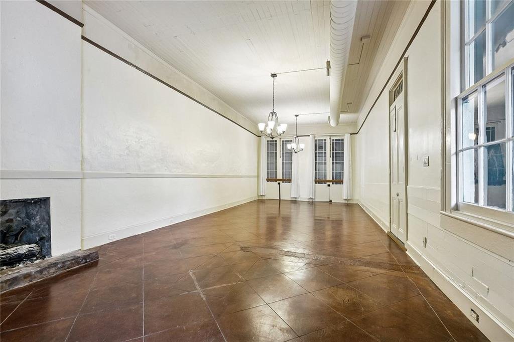 House in New Orleans, Louisiana, United States 4 - 18355098