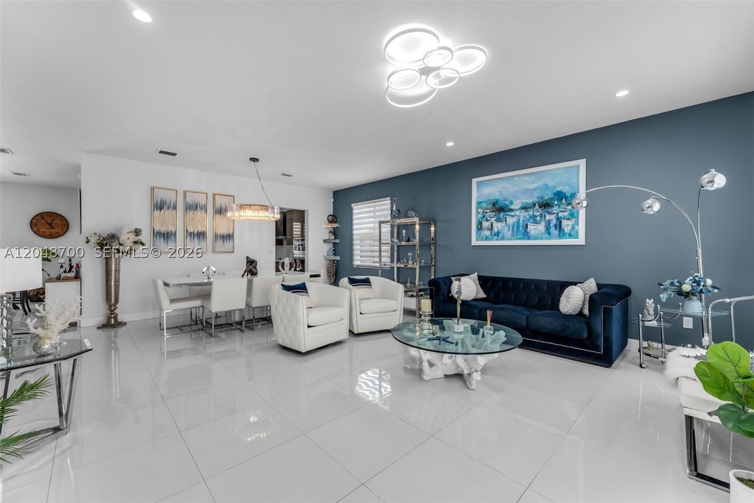 House in Miami, Florida, United States 4 - 18354242