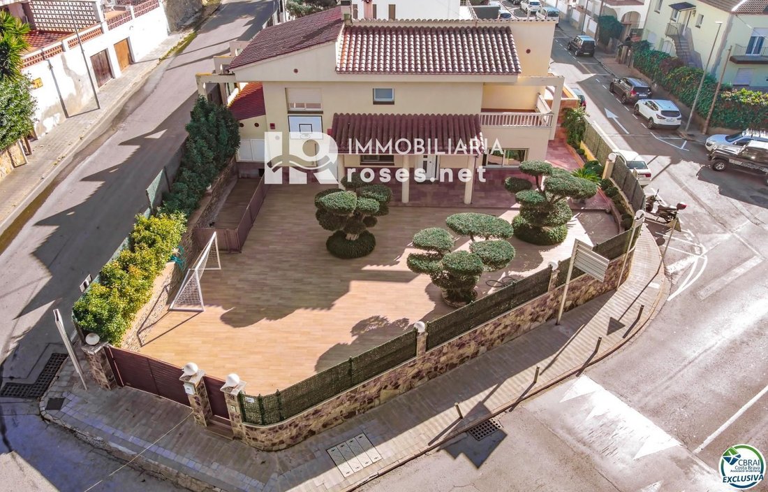 House in Roses, Catalonia, Spain 4 - 18351990