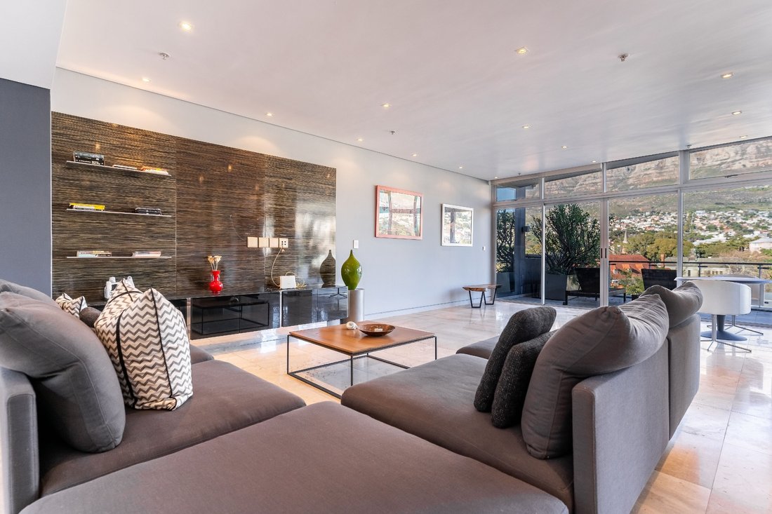 Apartment in Cape Town, Western Cape, South Africa 2 - 17095152