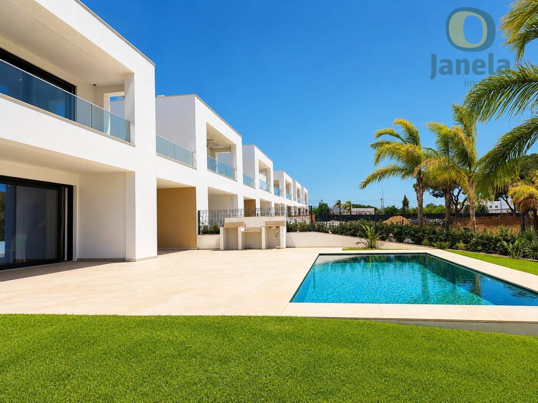 House in Quarteira, Algarve, Portugal 2 - 18355723