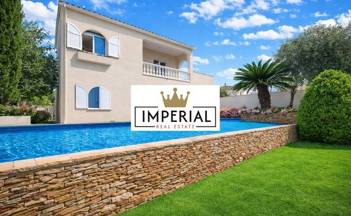 Maison à Empuriabrava, Catalogne, Espagne 1
