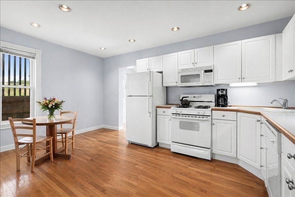 Condo in Somerville, Massachusetts, United States 2 - 17800027