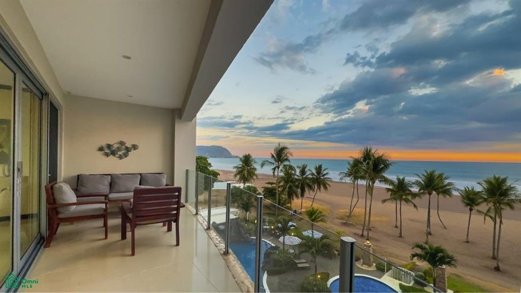 Condo in Jaco, Puntarenas Province, Costa Rica 1 - 17430952