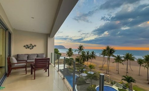 Condo in Jaco, Puntarenas Province, Costa Rica 1