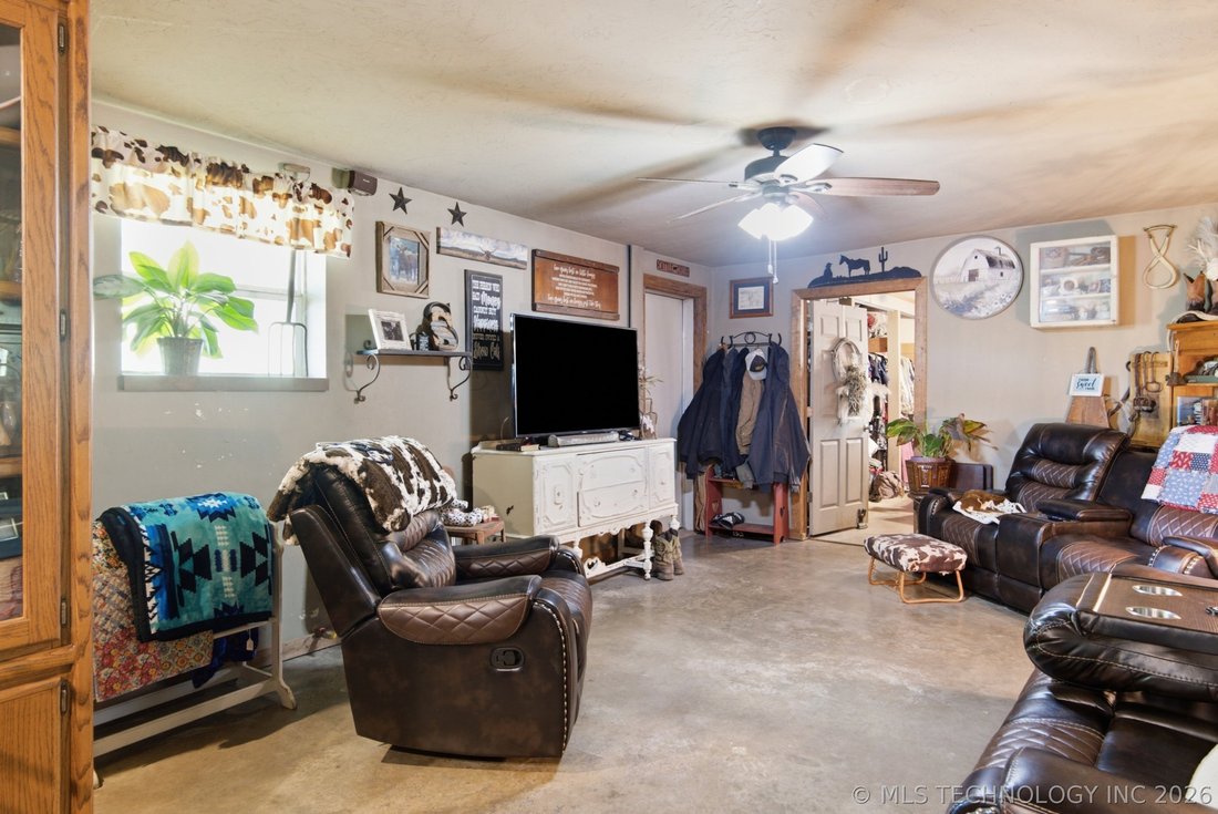 House in Pryor, Oklahoma, United States 5 - 18301053