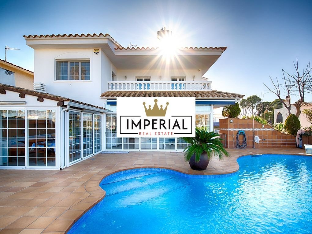 House in Empuriabrava, Catalonia, Spain 1 - 18352504