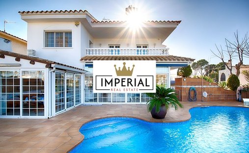 Haus in Empuriabrava, Katalonien, Spanien 1