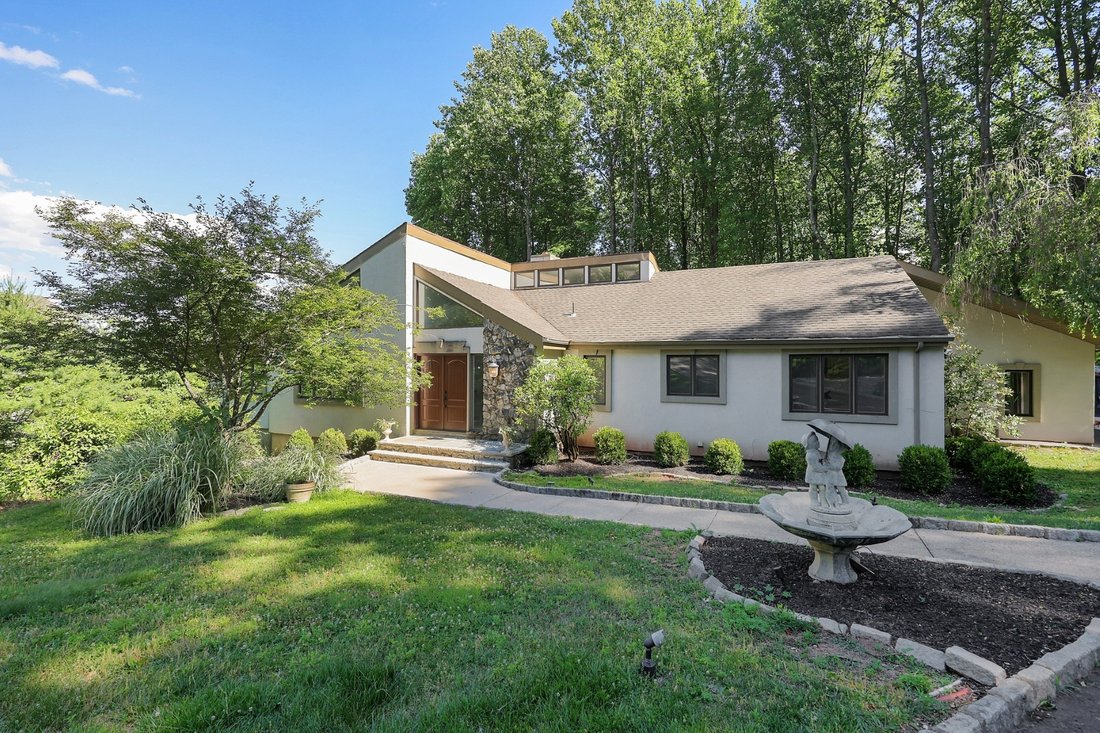 House in Warren, New Jersey, United States 2 - 18352612