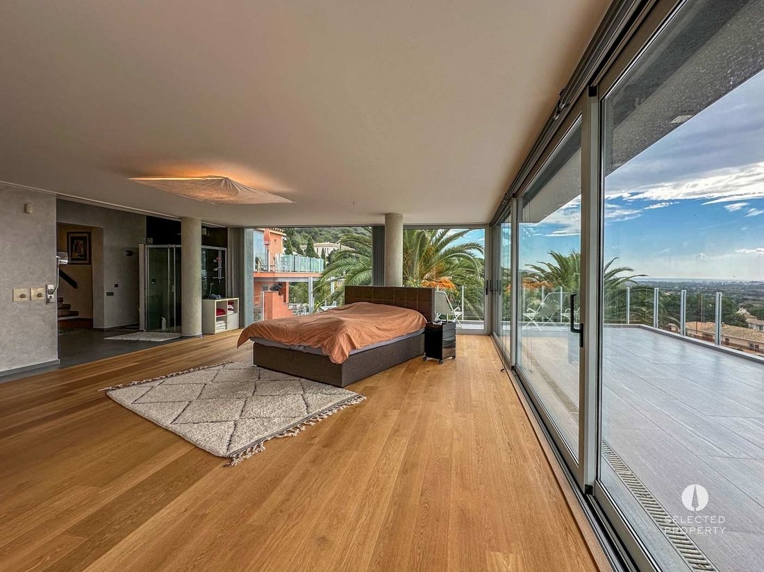 Villa in Pau, Catalonia, Spain 2 - 18351452