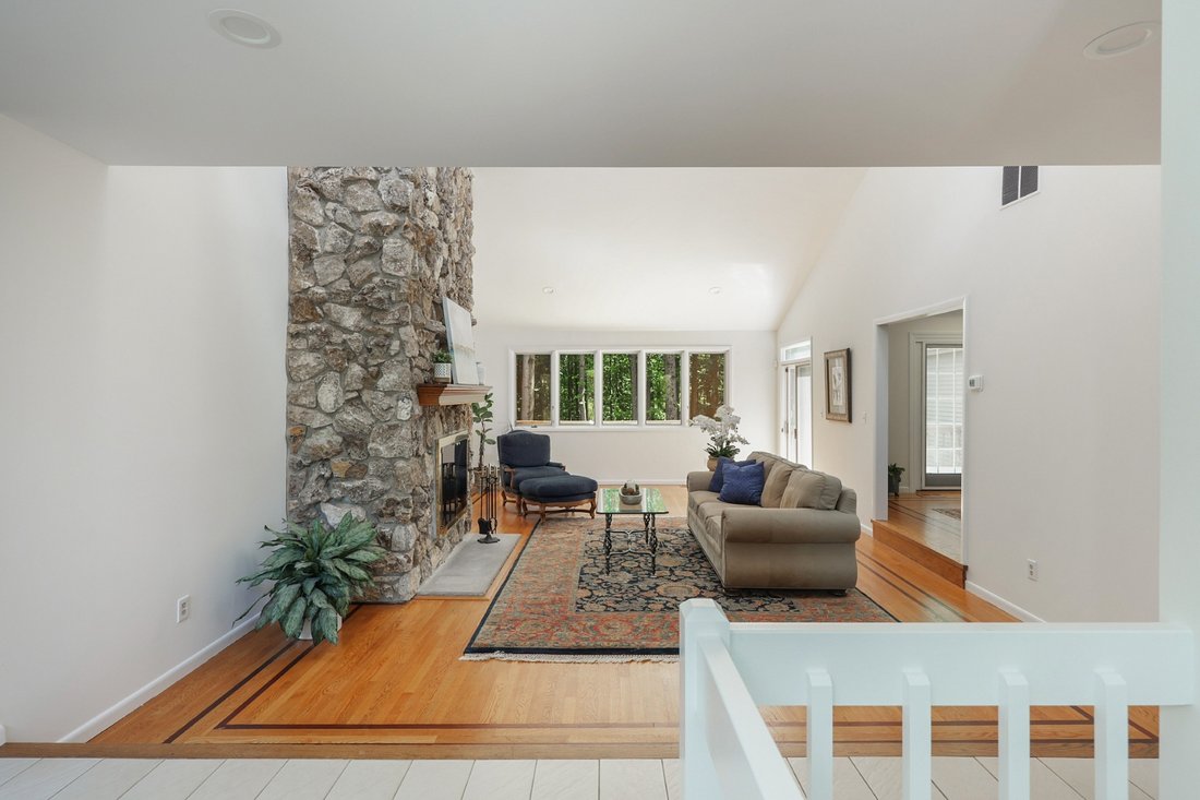 House in Warren, New Jersey, United States 4 - 18352612