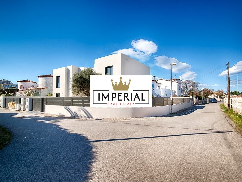 House in Empuriabrava, Catalonia, Spain 2 - 18352097
