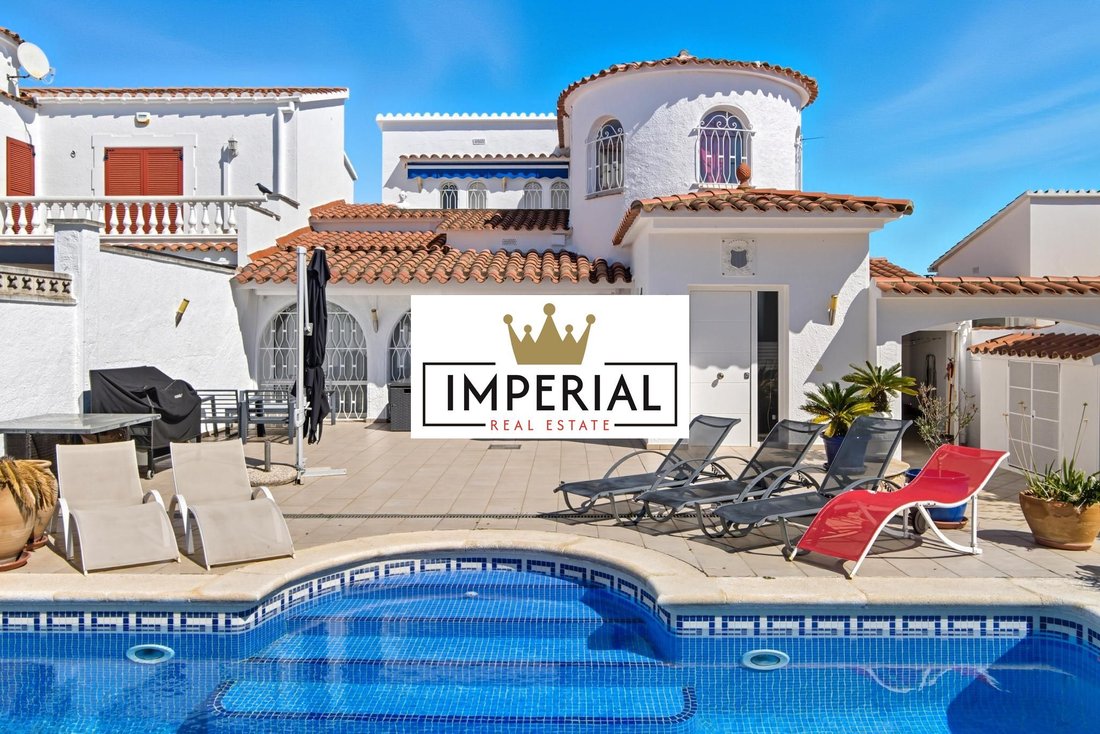 House in Empuriabrava, Catalonia, Spain 3 - 18352528