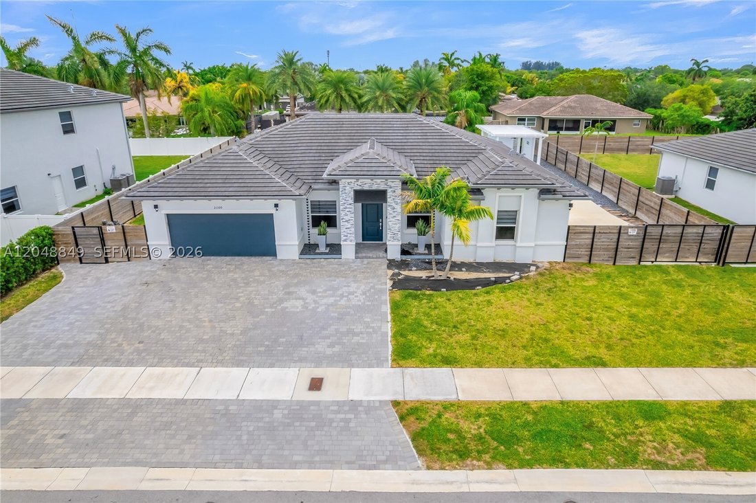 House in Miami, Florida, United States 3 - 18354347