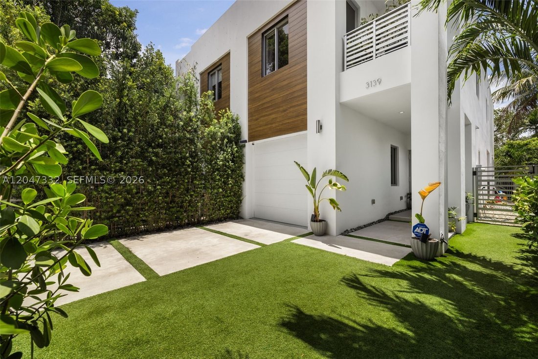 Townhouse in Miami, Florida, United States 2 - 18354298