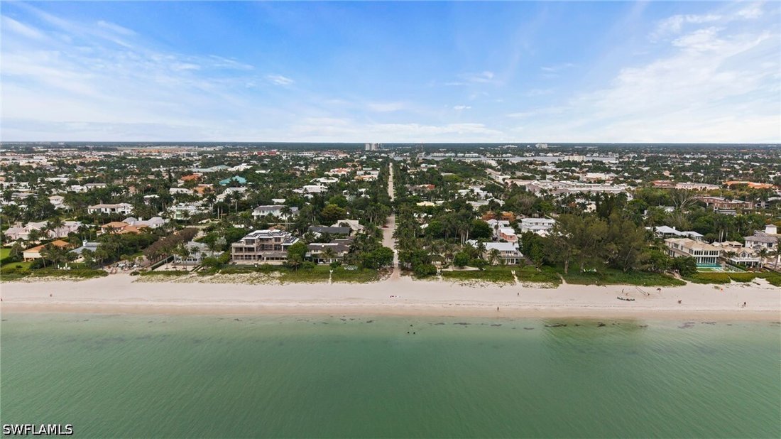 House in Naples, Florida, United States 5 - 18354012