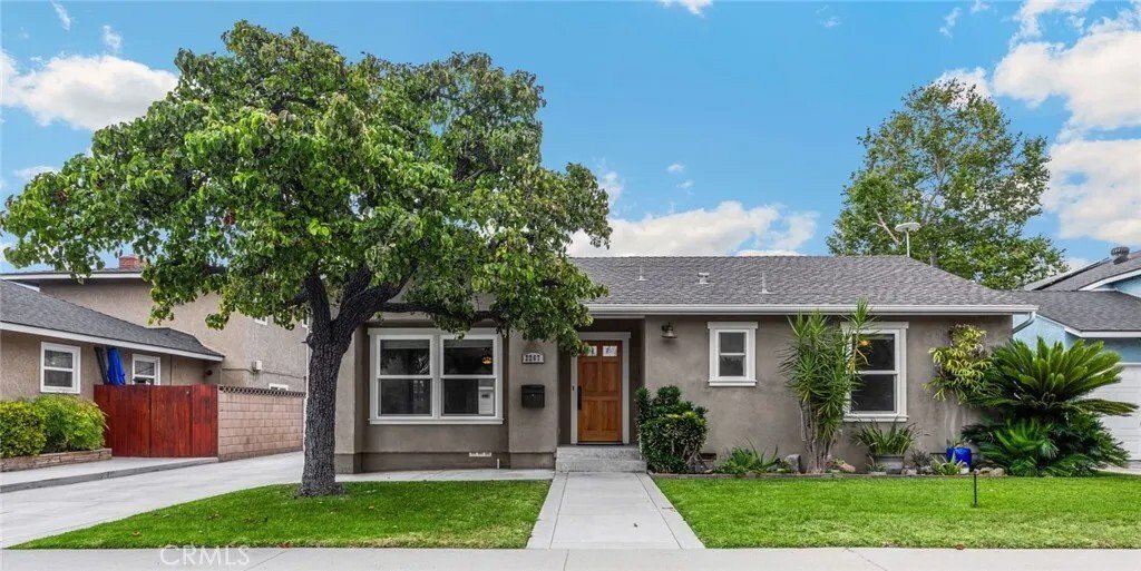 House in Signal Hill, California, United States 1 - 18354867