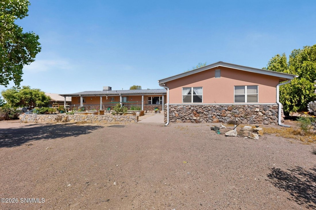 House in Deming, New Mexico, United States 4 - 18352813
