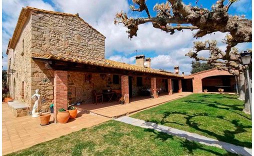 Casa de Campo en Llagostera, Cataluña, España 1