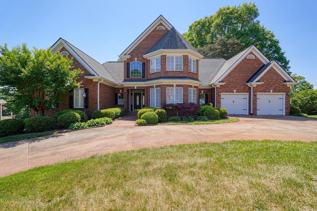 House in Inman, South Carolina, United States 1 - 18353750