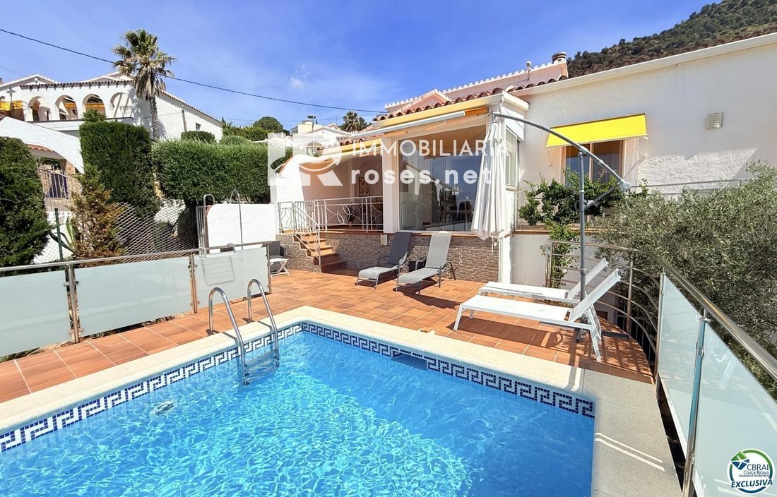 Villa in Roses, Catalonia, Spain 2 - 18351527