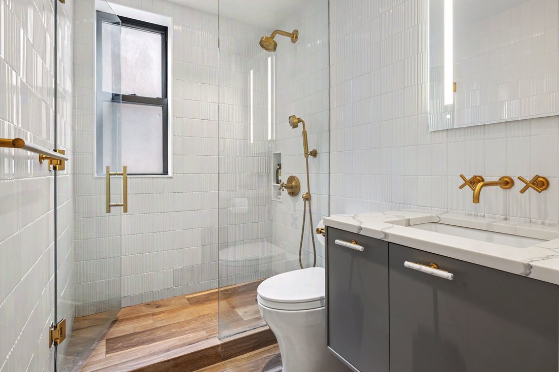 Condo in New York, New York, United States 5 - 18355594