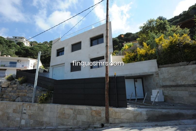 Villa in Lloret de Mar, Catalonia, Spain 1 - 18354703