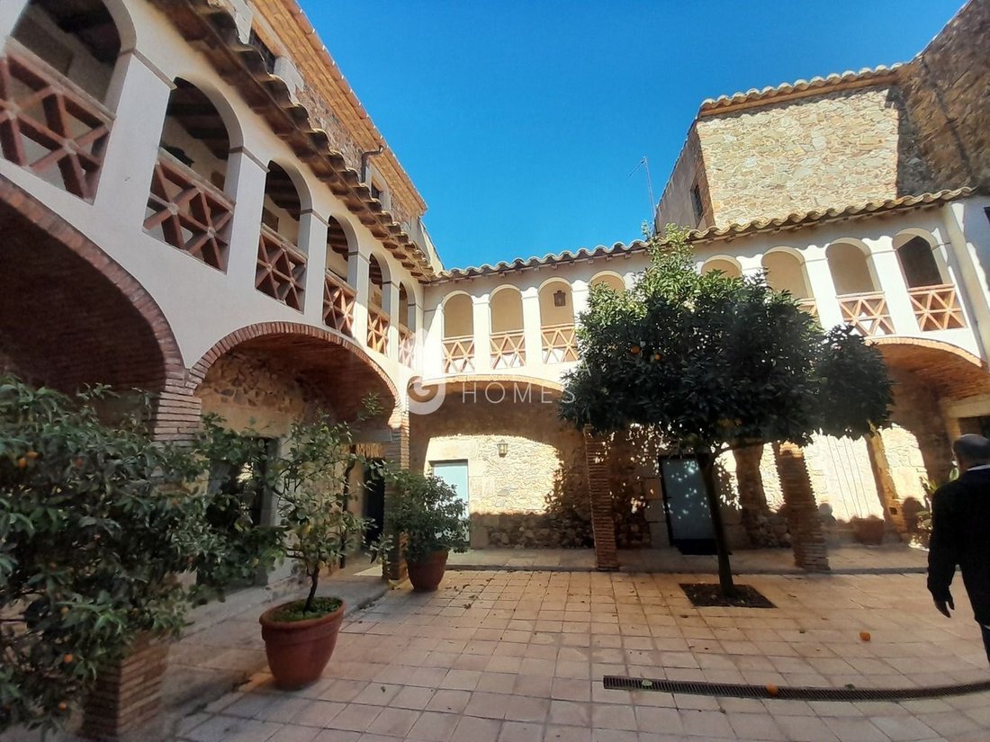 House in Celra, Catalonia, Spain 1 - 18351653