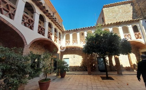 House in Celra, Catalonia, Spain 1
