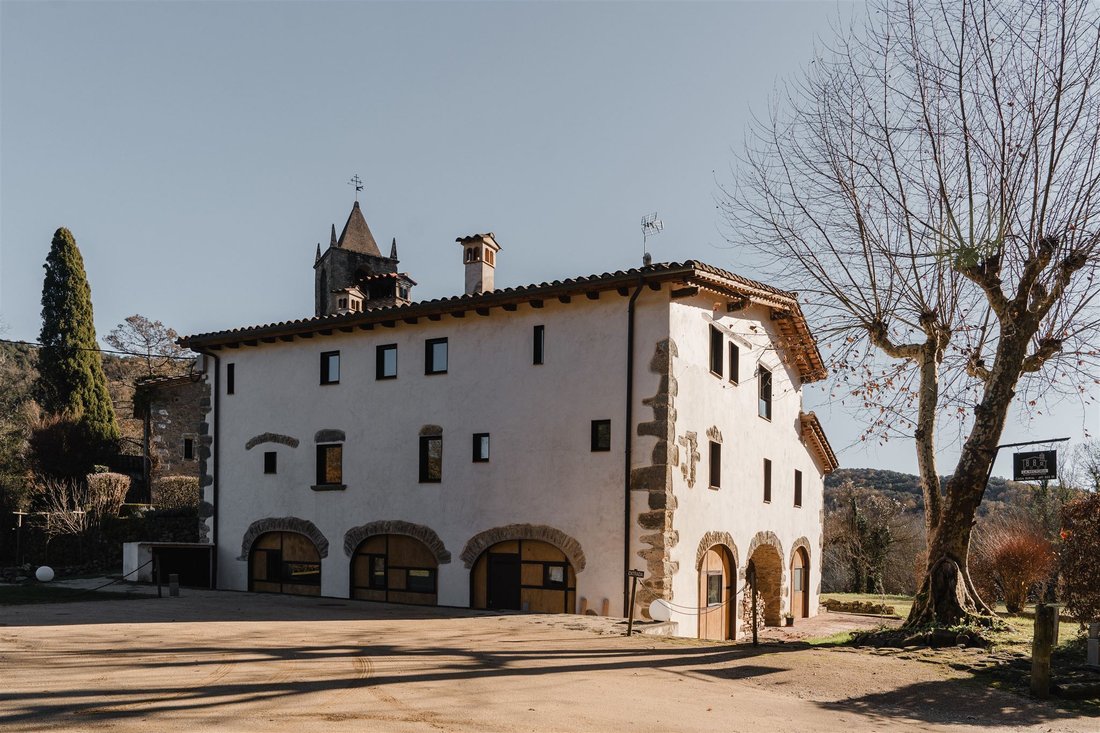 Country House in la Vall d'en Bas, Catalonia, Spain 2 - 18351839