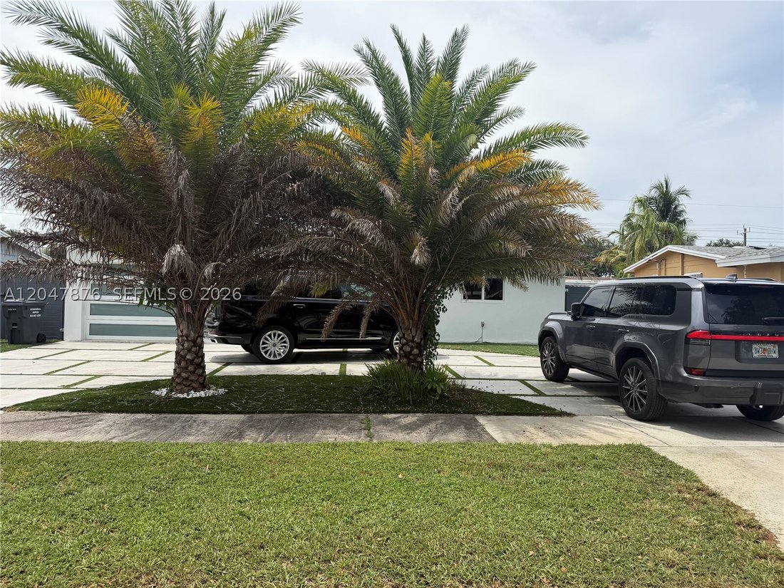 House in Pembroke Pines, Florida, United States 1 - 18354297