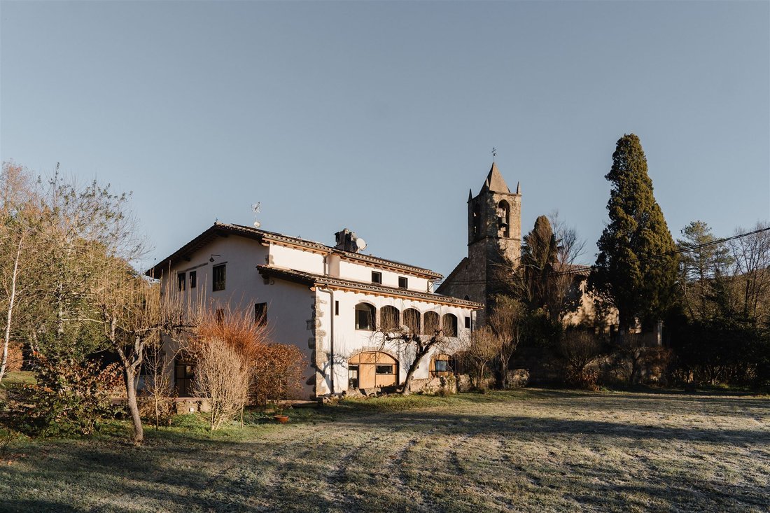Country House in la Vall d'en Bas, Catalonia, Spain 1 - 18351839