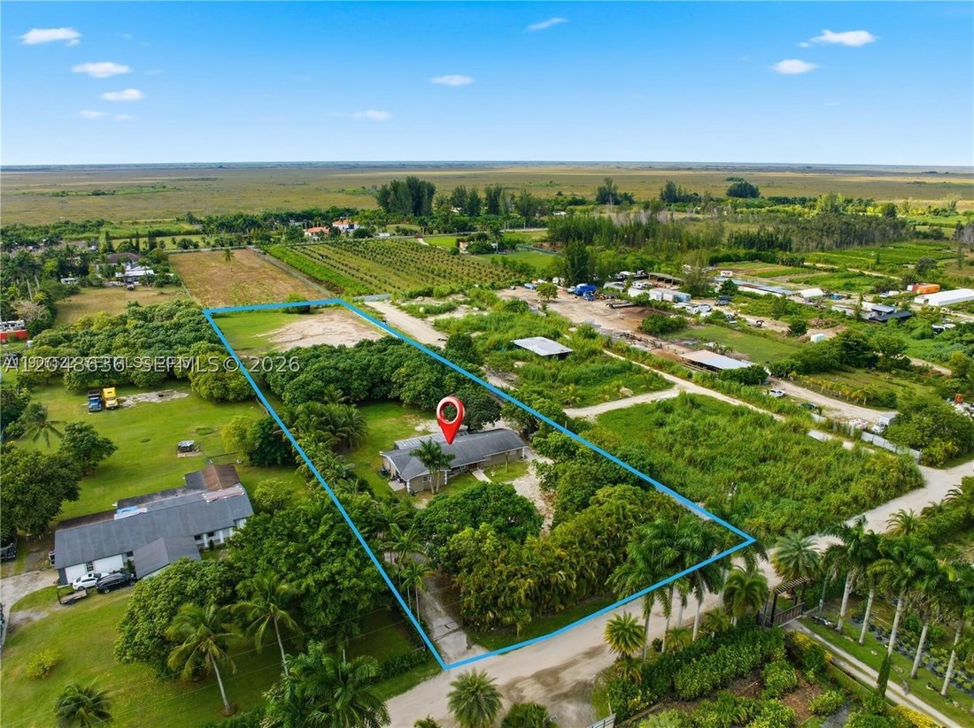 House in Miami, Florida, United States 3 - 18354257