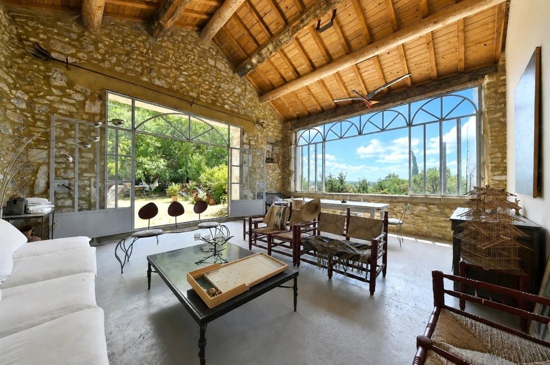Estate in Uzès, Occitania, France 2 - 18355837