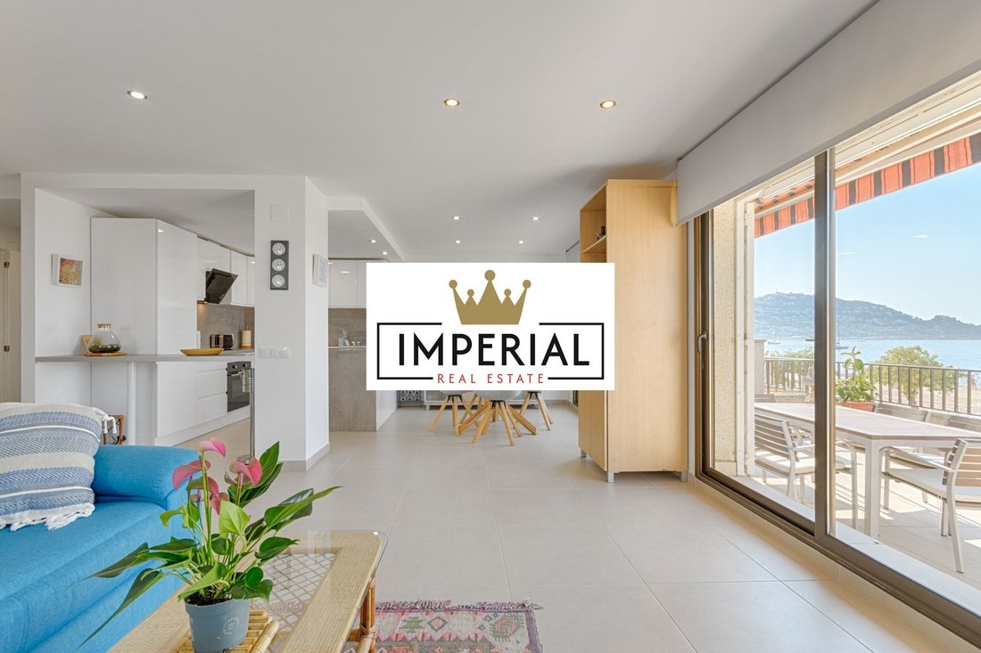 Apartment in Roses, Catalonia, Spain 5 - 18352533