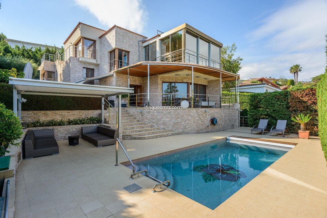 Villa in Lloret de Mar, Catalonia, Spain 2 - 18354950