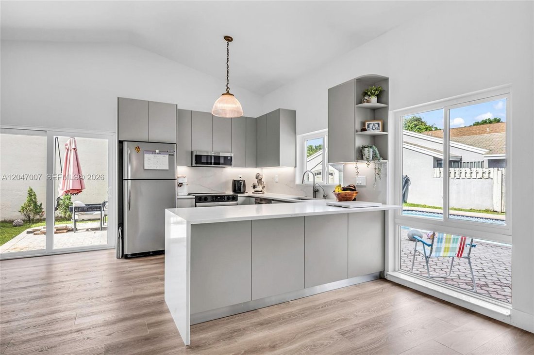 House in Davie, Florida, United States 1 - 18352943