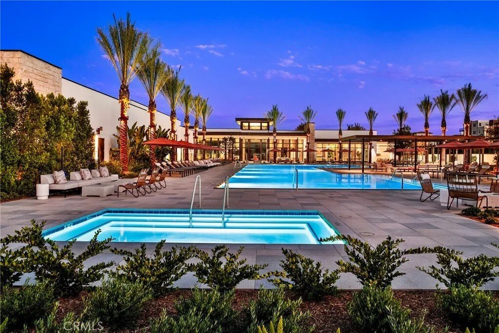Condo in Montebello, California, United States 3 - 18354778