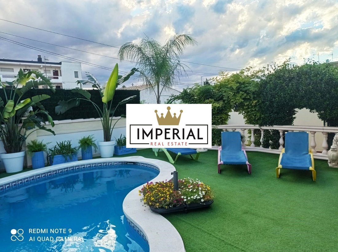 House in Empuriabrava, Catalonia, Spain 4 - 18351448