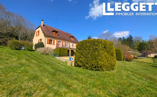 House in Clermont-d'Excideuil, Nouvelle-Aquitaine, France 1