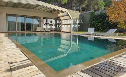 Chalet in la Jonquera, Catalonia, Spain 1