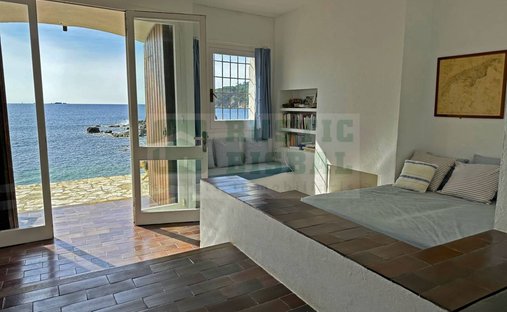 House in Calella de Palafrugell, Palafrugell, Catalonia 1