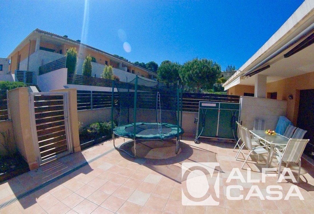 Townhouse in Lloret de Mar, Catalonia, Spain 2 - 18351112