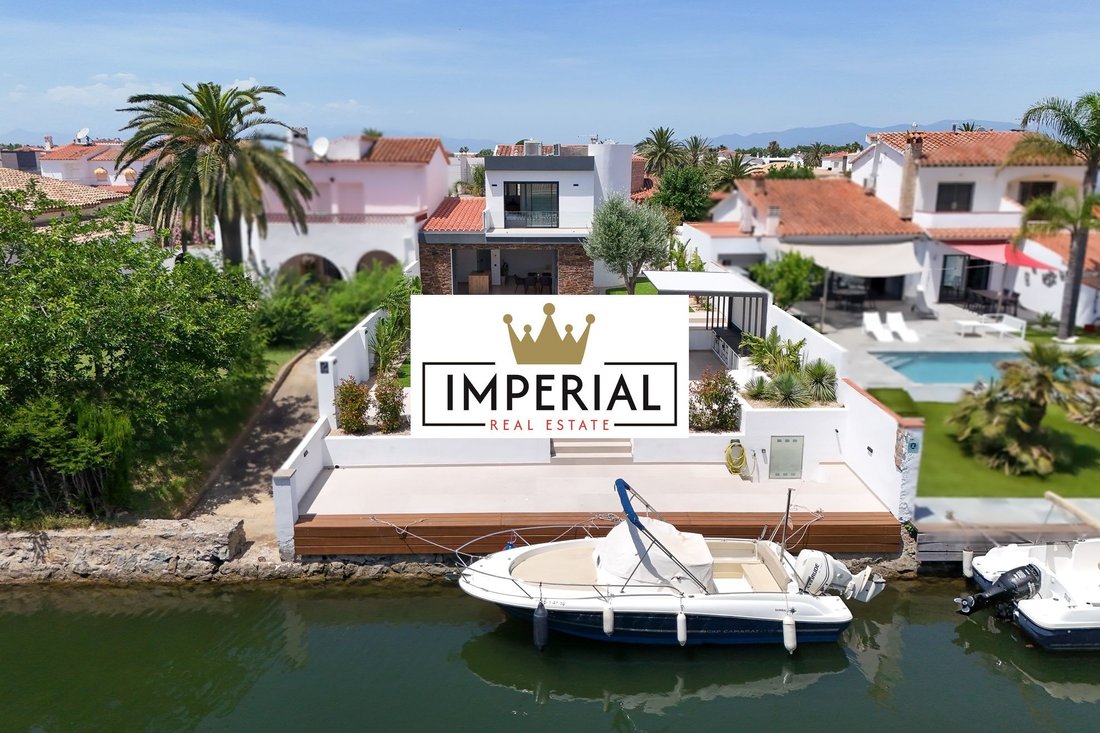 House in Empuriabrava, Catalonia, Spain 3 - 18352002