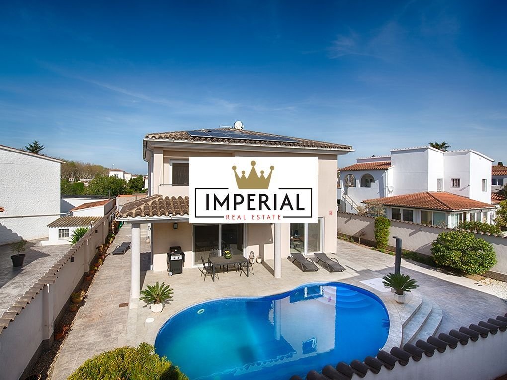 House in Empuriabrava, Catalonia, Spain 1 - 18351826