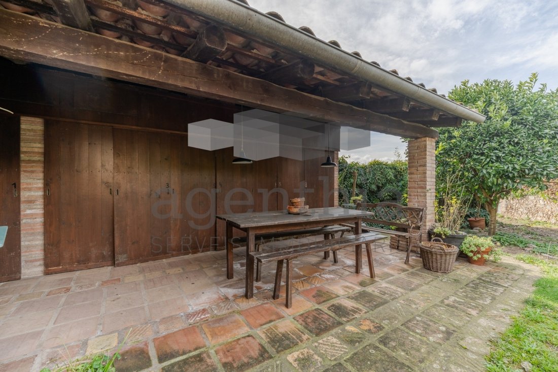 Chalet in Vilablareix, Catalonia, Spain 3 - 18351339