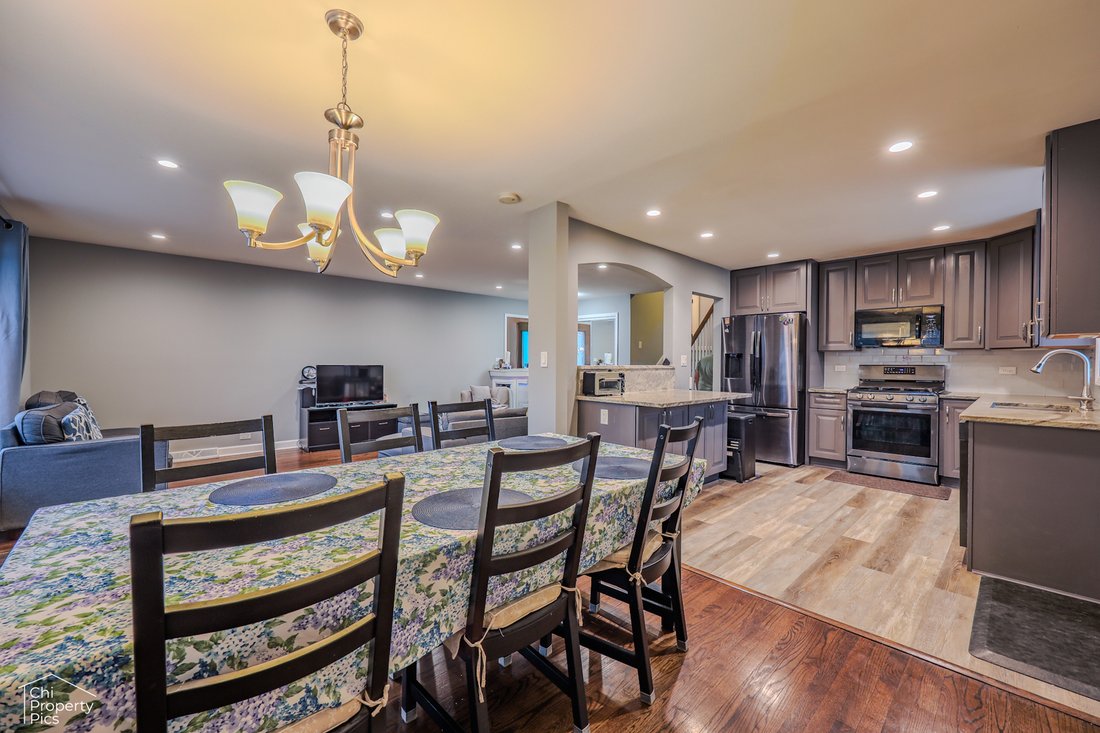 House in Morton Grove, Illinois, United States 5 - 18354700