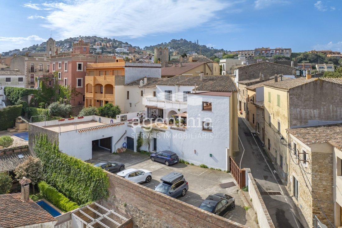 Chalet in Begur, Catalonia, Spain 2 - 18351732
